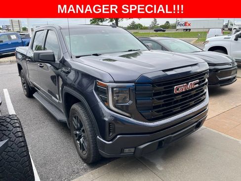 Used 2025 GMC Sierra 1500 Elevation w/ Preferred Package AWD/4WD image 1