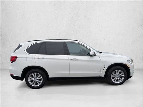 Used 2015 BMW X5 xDrive35d image 4