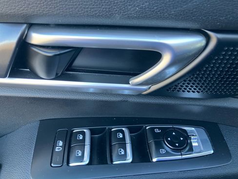 Used 2023 Kia Telluride S image 34