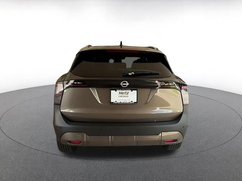 Used 2026 Nissan Kicks SV w/ Cold Weather Package FWD image 12