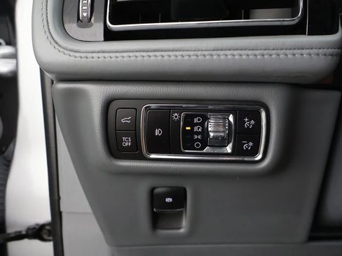 Used 2023 Lincoln Nautilus Reserve w/ Equipment Group 202A AWD/4WD image 41