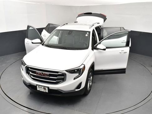 Used 2020 GMC Terrain SLT w/ Preferred Package image 26