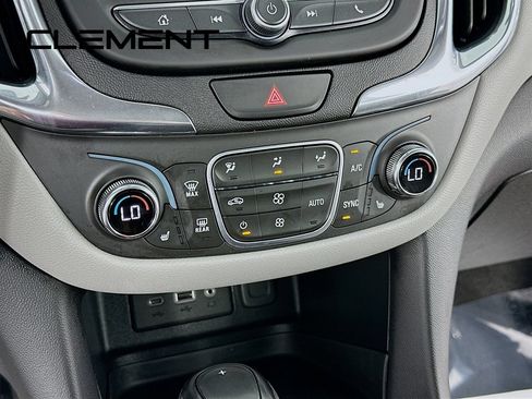 Used 2020 Chevrolet Equinox LT AWD/4WD image 22
