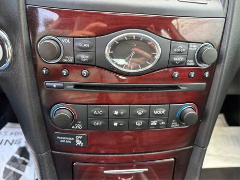 Used 2016 INFINITI QX50 AWD w/ Deluxe Touring Package image 30