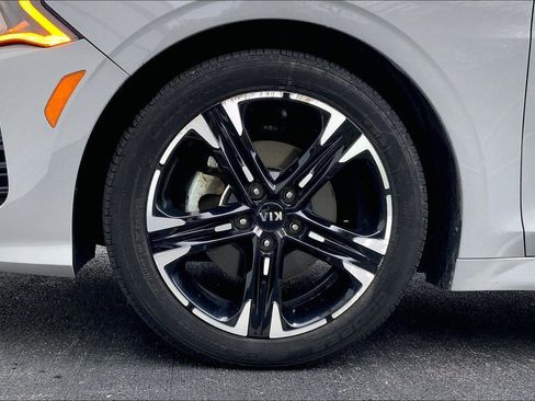 Used 2021 Kia K5 GT-Line AWD/4WD image 9