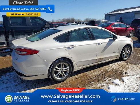 Used 2018 Ford Fusion SE image 4