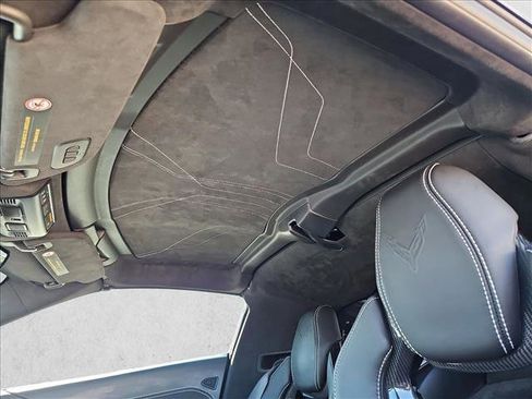 Used 2025 Chevrolet Corvette Stingray Premium Cpe w/ 3LT image 17