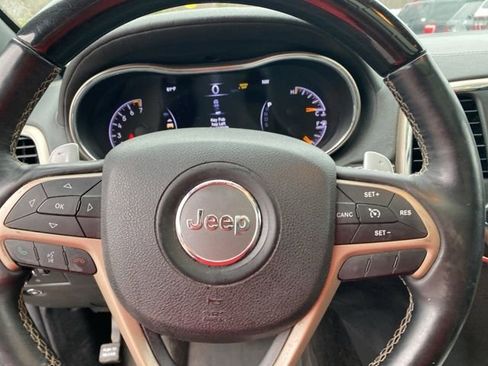 Used 2015 Jeep Grand Cherokee Overland image 18