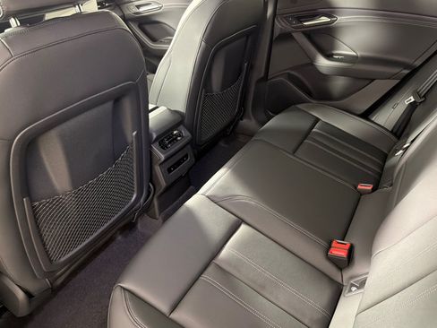 New 2027 Audi Q6 e-tron Premium Plus AWD/4WD image 11