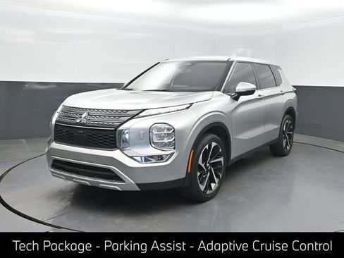 Used 2022 Mitsubishi Outlander SE AWD/4WD image 1