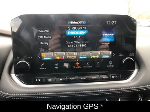 Certified 2023 Nissan Rogue SL w/ SL Premium Package AWD/4WD image 18