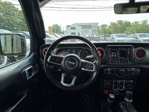 Used 2021 Jeep Gladiator Mojave AWD/4WD image 18