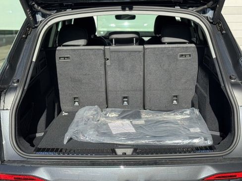 New 2025 Audi Q5 Premium Plus image 16