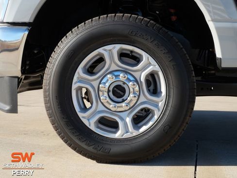 New 2026 Ford F250 XLT AWD/4WD image 9