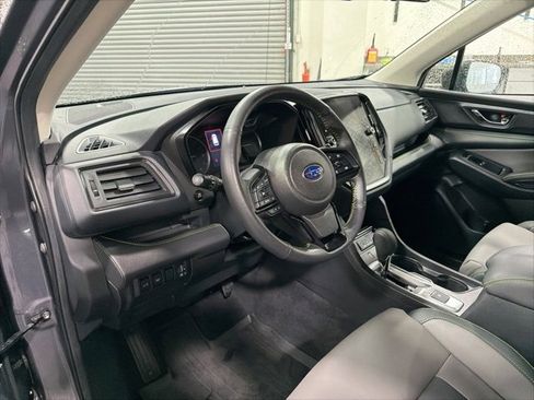 Used 2024 Subaru Ascent Onyx Edition image 10