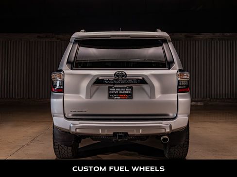 Used 2023 Toyota 4Runner TRD Off-Road Premium w/ Moonroof Package image 7