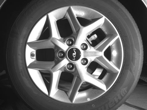 Used 2025 Kia Soul LX w/ LX Technology Package FWD image 14