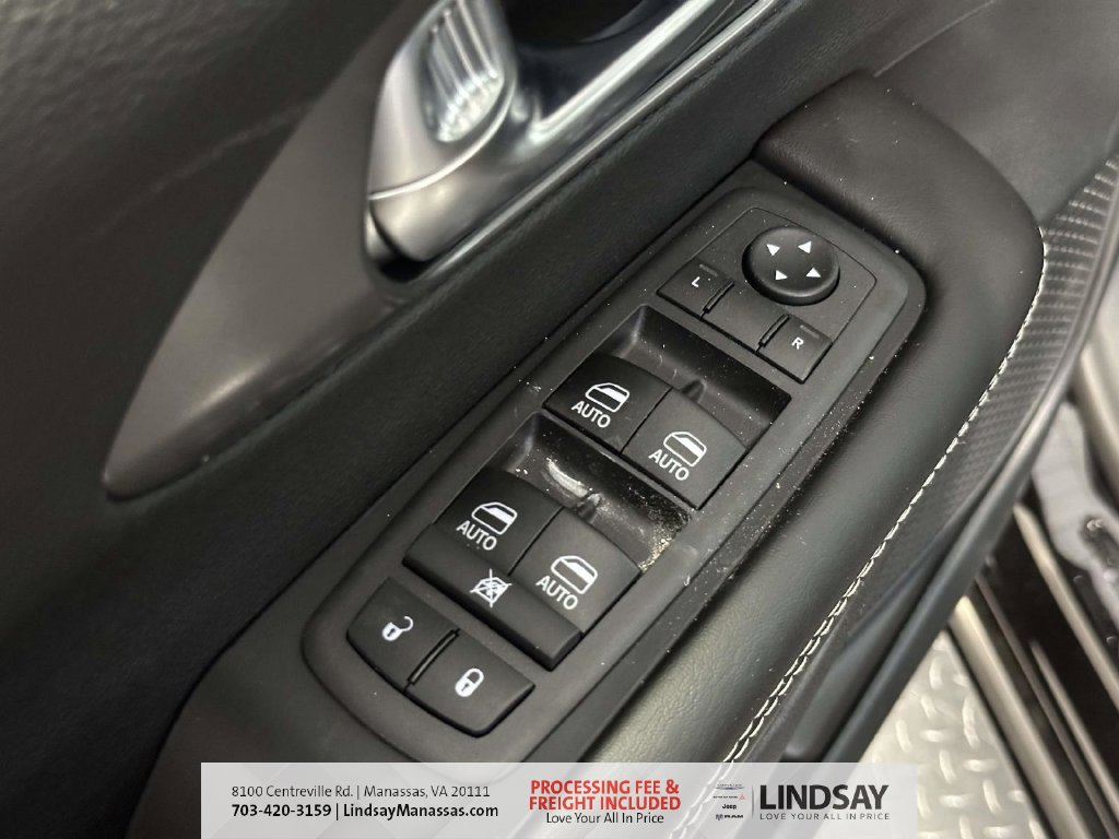 New 2026 Chrysler Pacifica Select w/ S Appearance Package FWD image 30