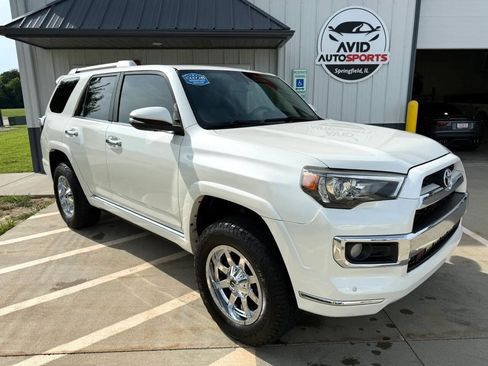 Used 2017 Toyota 4Runner Limited AWD/4WD image 2