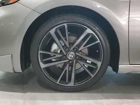 Used 2025 Toyota Camry XSE image 7