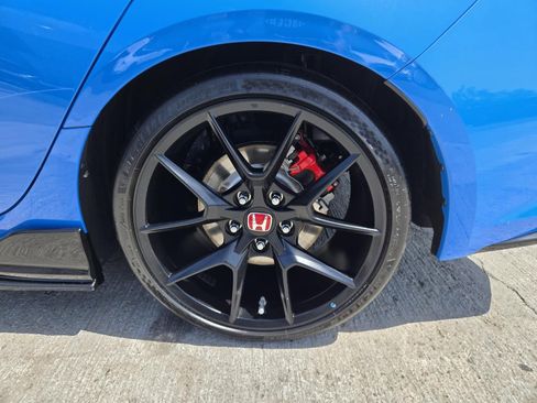 Used 2023 Honda Civic Type R image 32