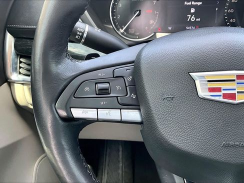 Used 2022 Cadillac XT4 Premium Luxury w/ Enhanced Visibility Package FWD image 23