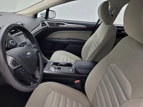 Used 2018 Ford Fusion S image 17