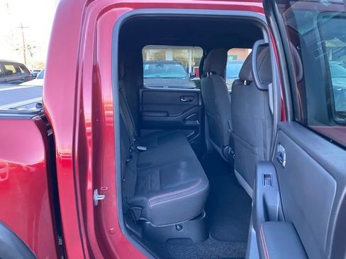 Used 2022 Nissan Frontier PRO-4X image 27