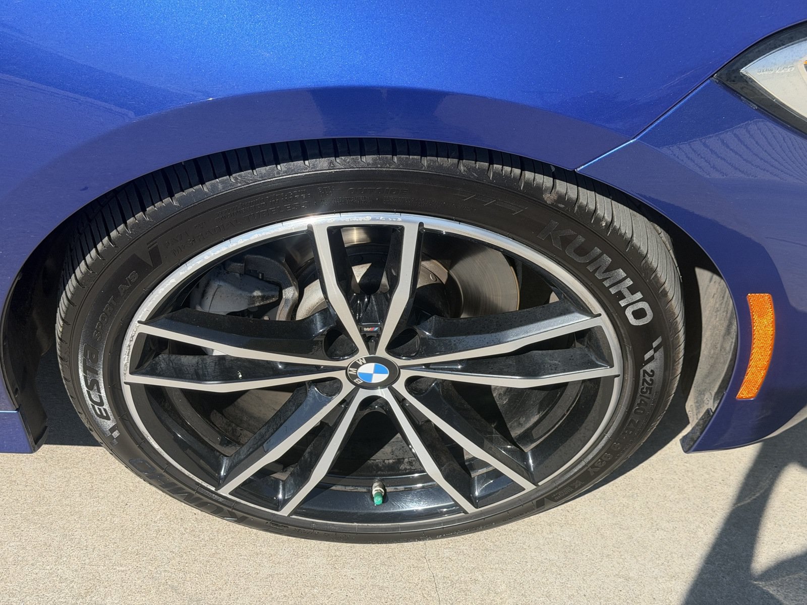 Used 2021 BMW 330i Sedan w/ M Sport Package RWD image 15