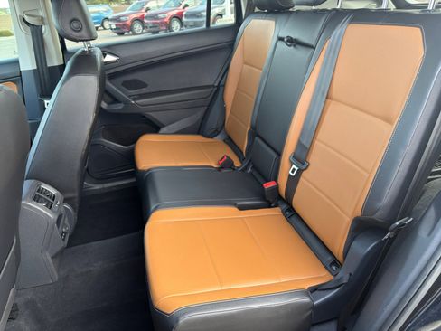 Used 2018 Volkswagen Tiguan SE image 21