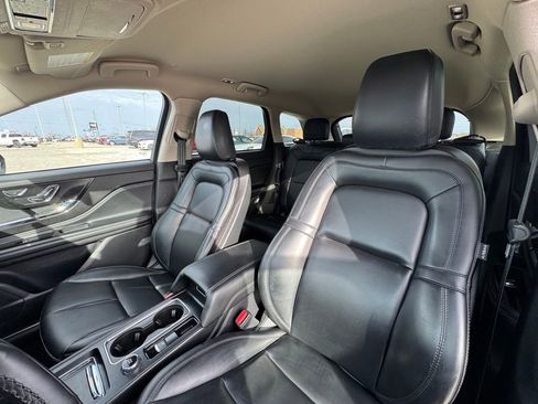 Used 2023 Lincoln Corsair Standard image 26