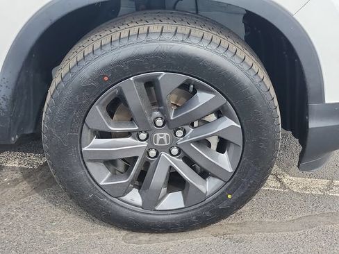 Certified 2023 Honda Ridgeline Sport image 8
