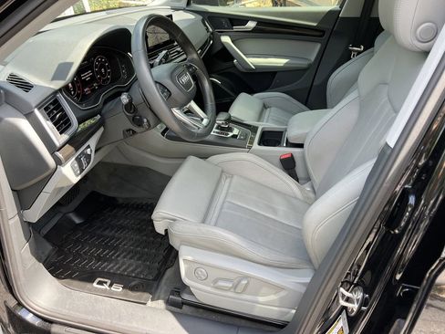 Used 2019 Audi Q5 Prestige w/ Prestige Package AWD/4WD image 10