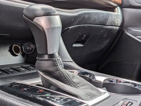 Used 2015 Toyota Highlander Limited Platinum image 13