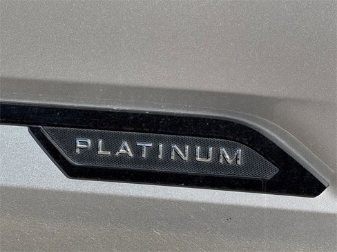 Used 2024 Toyota Tundra Platinum image 7