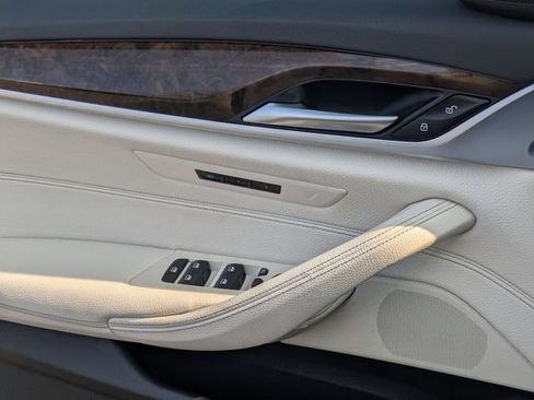 Used 2019 BMW 540i xDrive w/ Convenience Package image 25