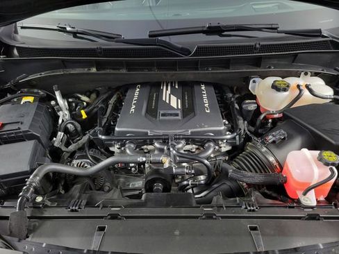 Used 2024 Cadillac Escalade ESV V image 12