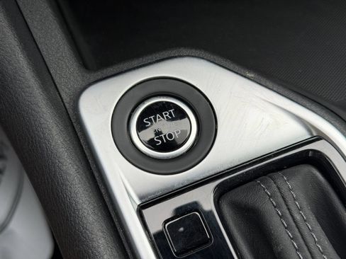 Used 2023 Nissan Sentra SV FWD image 24