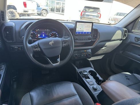 Used 2023 Ford Bronco Sport Outer Banks w/ Tech Package image 3