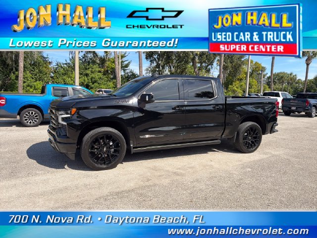 Used 2025 Chevrolet Silverado 1500 High Country w/ High Country Premium Package AWD/4WD image 3
