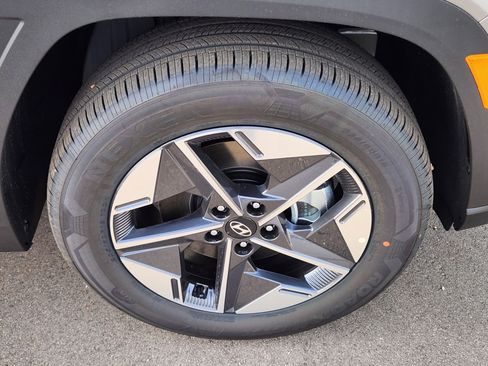 New 2026 Hyundai Tucson Limited AWD/4WD image 17