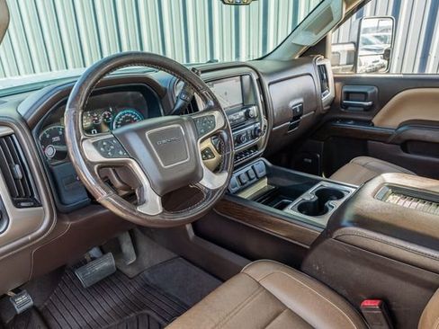 Used 2019 GMC Sierra 2500 Denali w/ Duramax Plus Package image 22