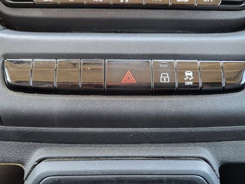 Used 2023 RAM ProMaster 2500 FWD image 32