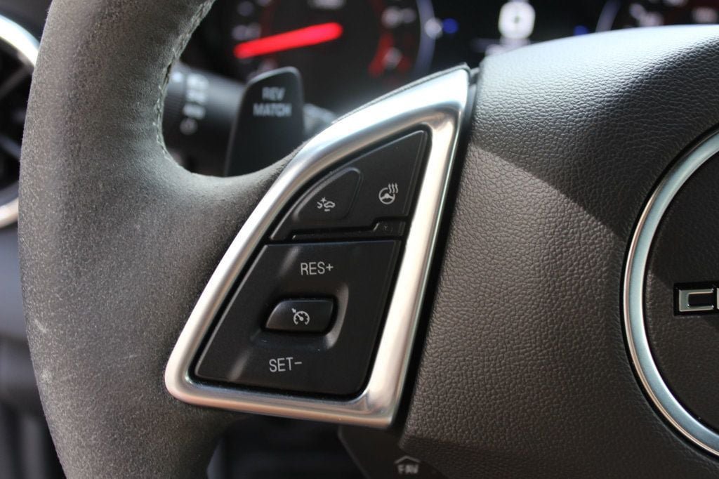 Used 2019 Chevrolet Camaro SS RWD image 15