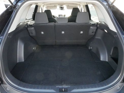 Used 2024 Toyota RAV4 LE image 18