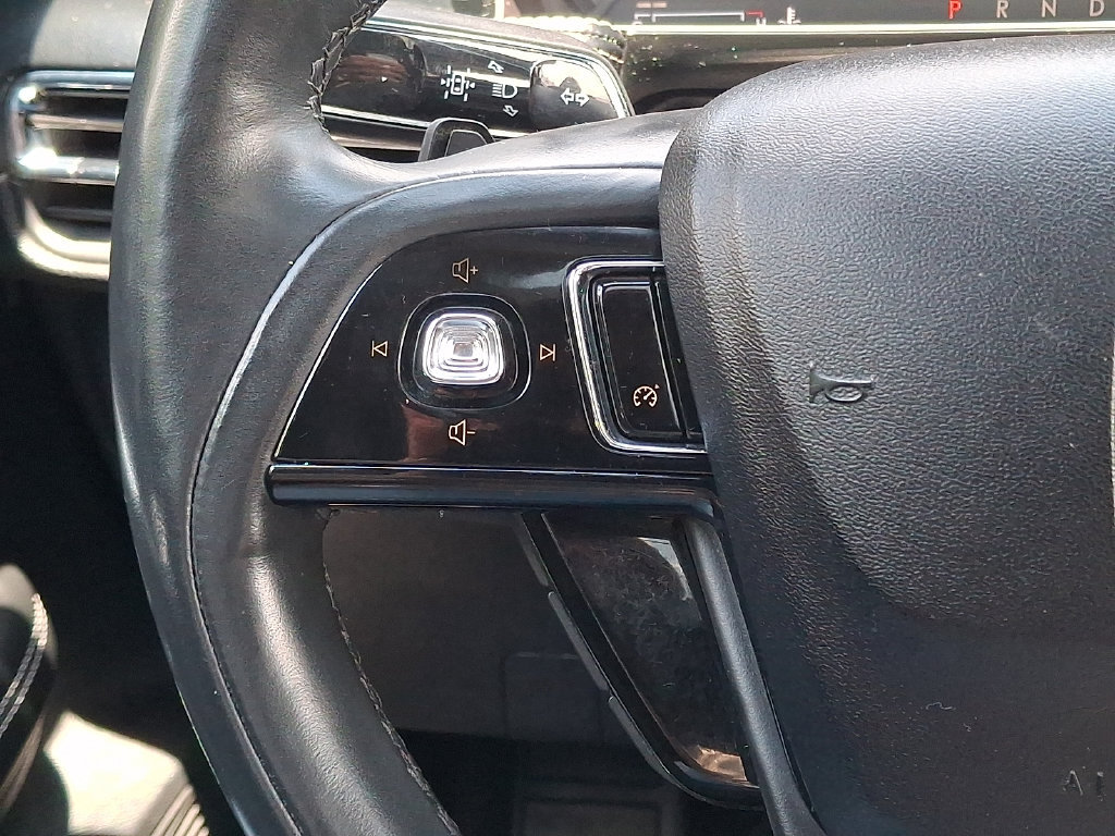Certified 2021 Lincoln Corsair AWD w/ Premium Package image 21
