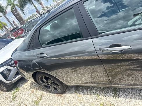 Used 2026 Hyundai Elantra Sport FWD image 5