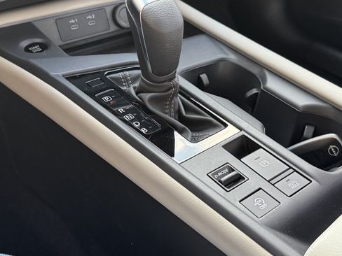 New 2026 Nissan Sentra SL w/ Floor Mat Package FWD image 15