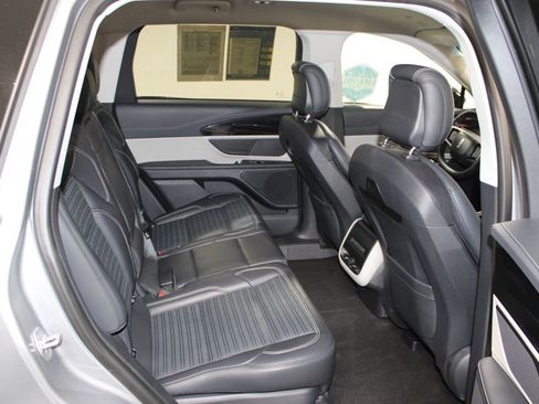 Used 2024 Lincoln Nautilus Reserve image 32