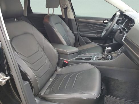 Used 2024 Volkswagen Jetta SEL image 14